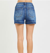 Load image into Gallery viewer, Risen HR Side Slit Basic Shorts