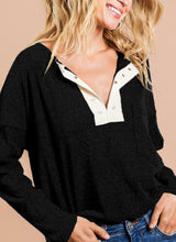 Load image into Gallery viewer, Ribbed top with tape snap front