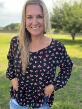 Load image into Gallery viewer, Vneck floral baby doll blouse