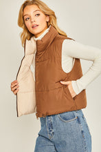 Load image into Gallery viewer, Woven Solid Reversible Vest