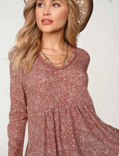 Load image into Gallery viewer, Burgundy ditsy floral babydoll top