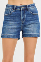 Load image into Gallery viewer, Risen HR Side Slit Basic Shorts