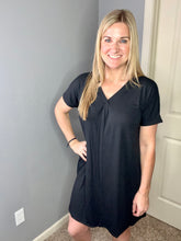 Load image into Gallery viewer, Black vneck basic dress