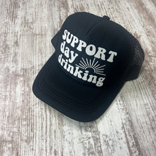 Load image into Gallery viewer, Trucker hat
