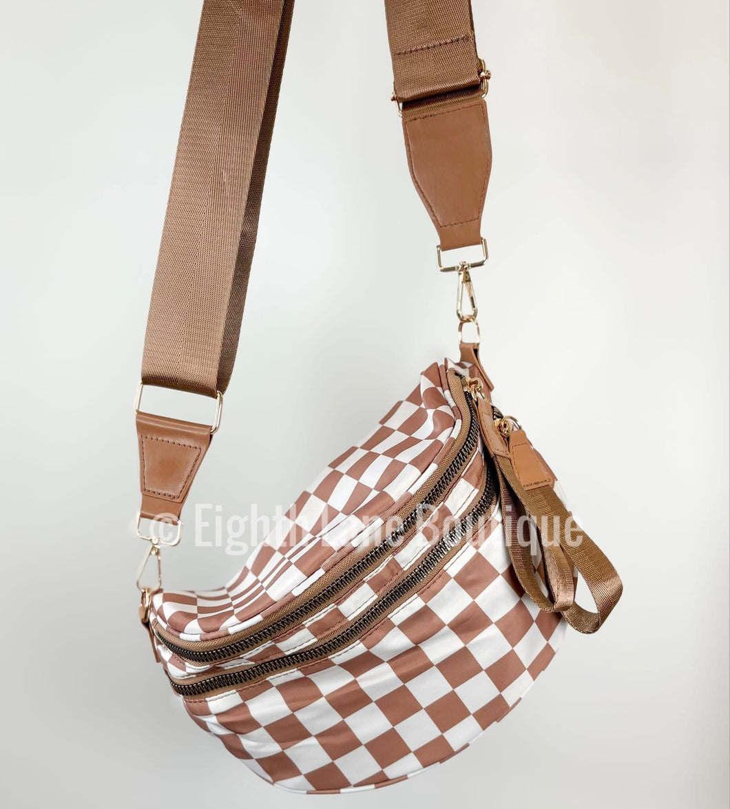 PREORDER • Out of pocket crossbody purse
