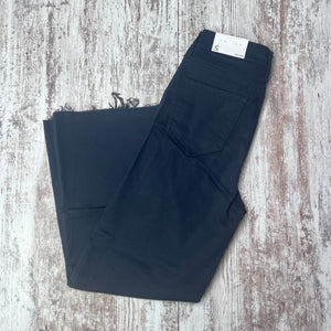 Black High rise flare crop