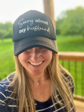 Load image into Gallery viewer, Trucker hat