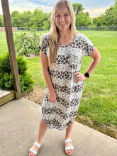 Load image into Gallery viewer, PLUS Ivory leopard stripe maxi