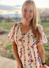 Load image into Gallery viewer, PLUS Ivory floral dress with side slit