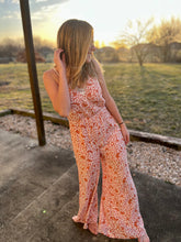 Load image into Gallery viewer, Peach floral jumpsuit