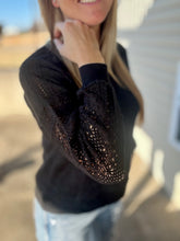 Load image into Gallery viewer, Black crochet detail sleeve top