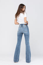 Load image into Gallery viewer, CURVY Judy Blue trouser flare