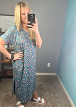 Load image into Gallery viewer, Floral maxi dress