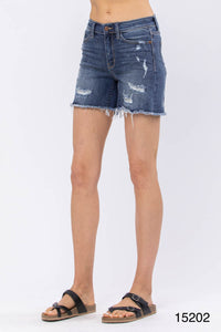 CURVY Judy Blue bleach splash shorts